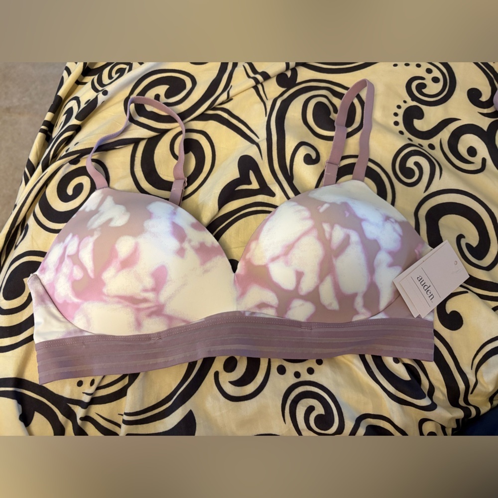 NWT- 36 B Auden Women's 
Tie-Dye Bra - Purple and Cream-
Padded push-up